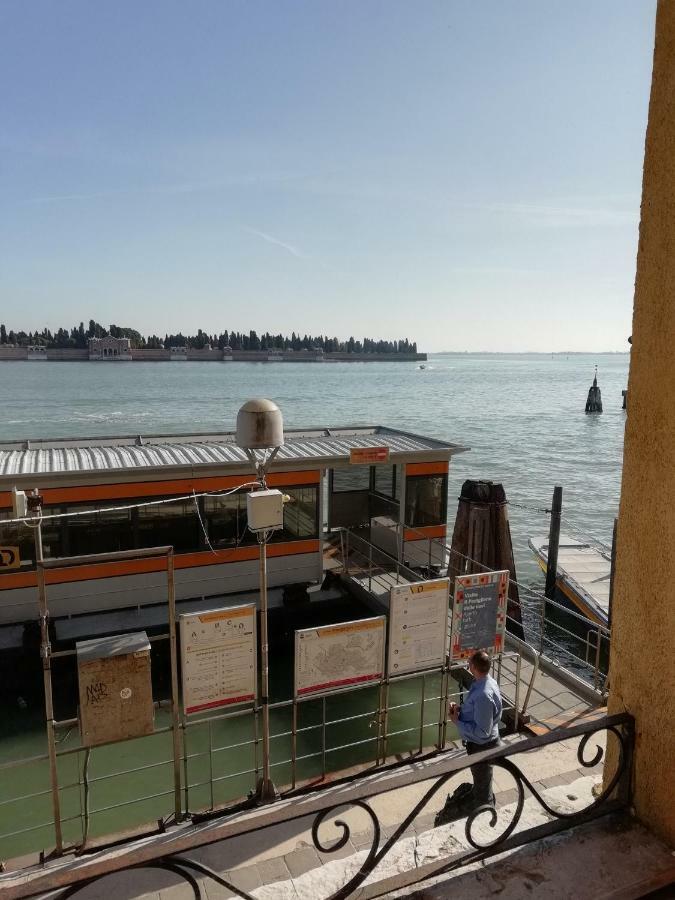Ca' Sull' Acqua Villa Venesia Bagian luar foto